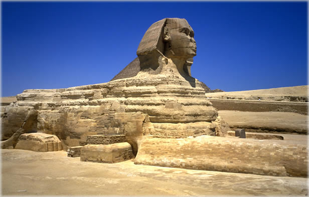 The Great Sphinx, photographed with Fuji Velvia film. Copyright ©2003 Charlie Lemay.